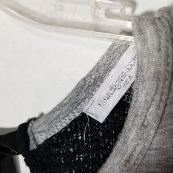 Gawdy Me Gray & Black Hi-Low Knit Top‎ - Picture 2 of 9